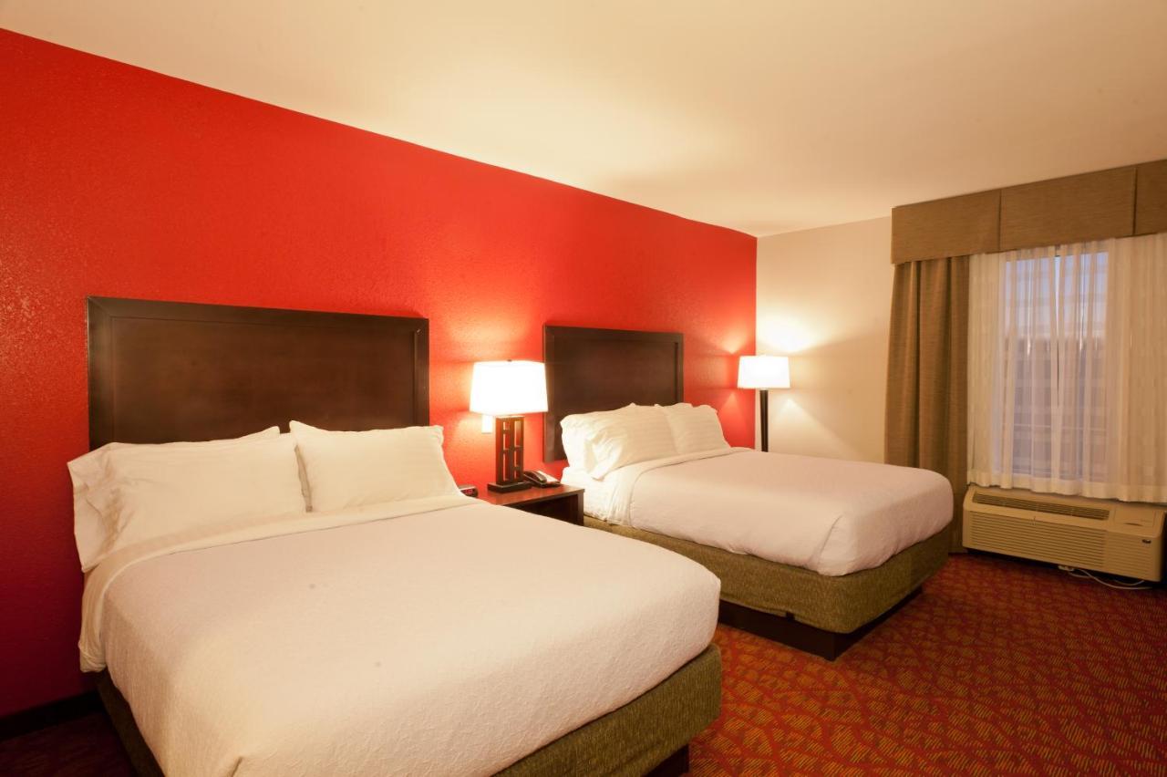 Holiday Inn Guin By Ihg Twin Экстерьер фото