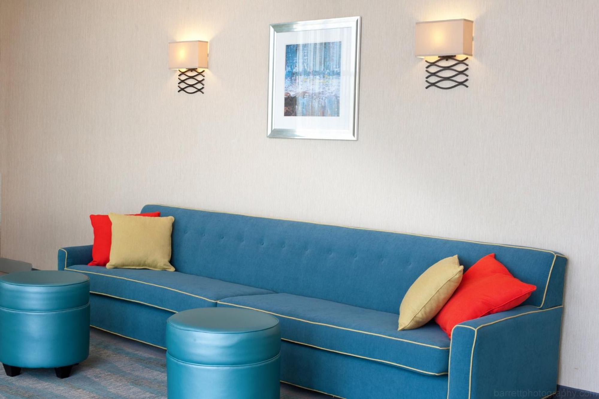 Holiday Inn Guin By Ihg Twin Экстерьер фото